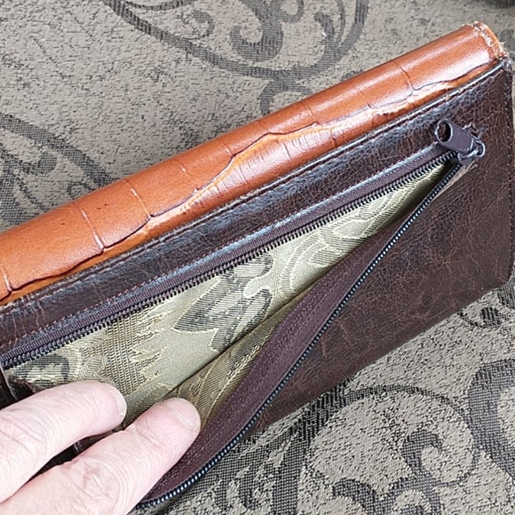 Handcrafted Leather Handbag & Wallet - Picture 11 of 17